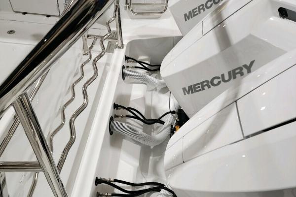 Slide: The Image of Wellcraft 355 Commuter 2024 - 62