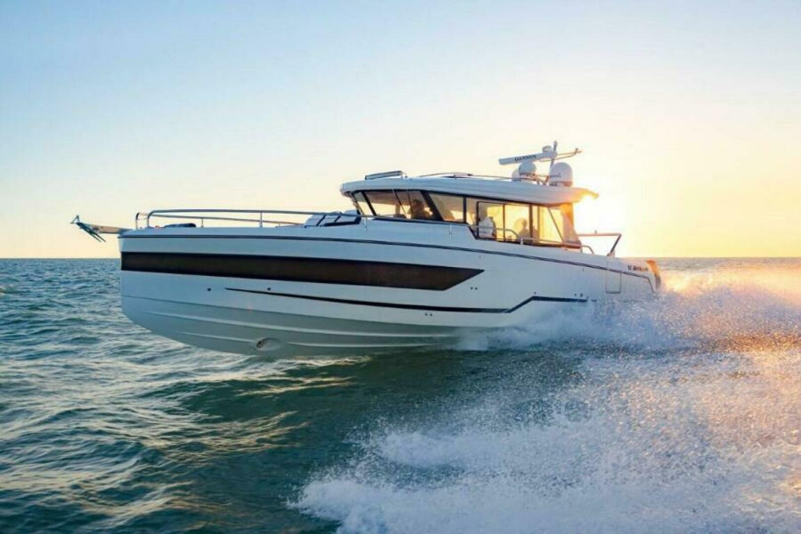 Slide: The Image of Wellcraft 38 Explorer 2025 - 5164987