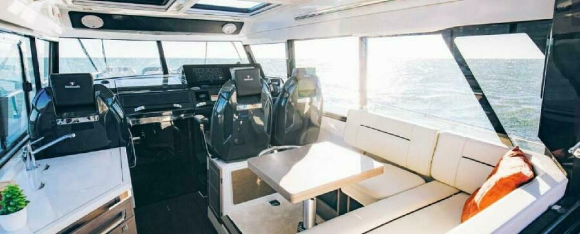Slide: The Image of Wellcraft 38 Explorer 2025 - 5164993