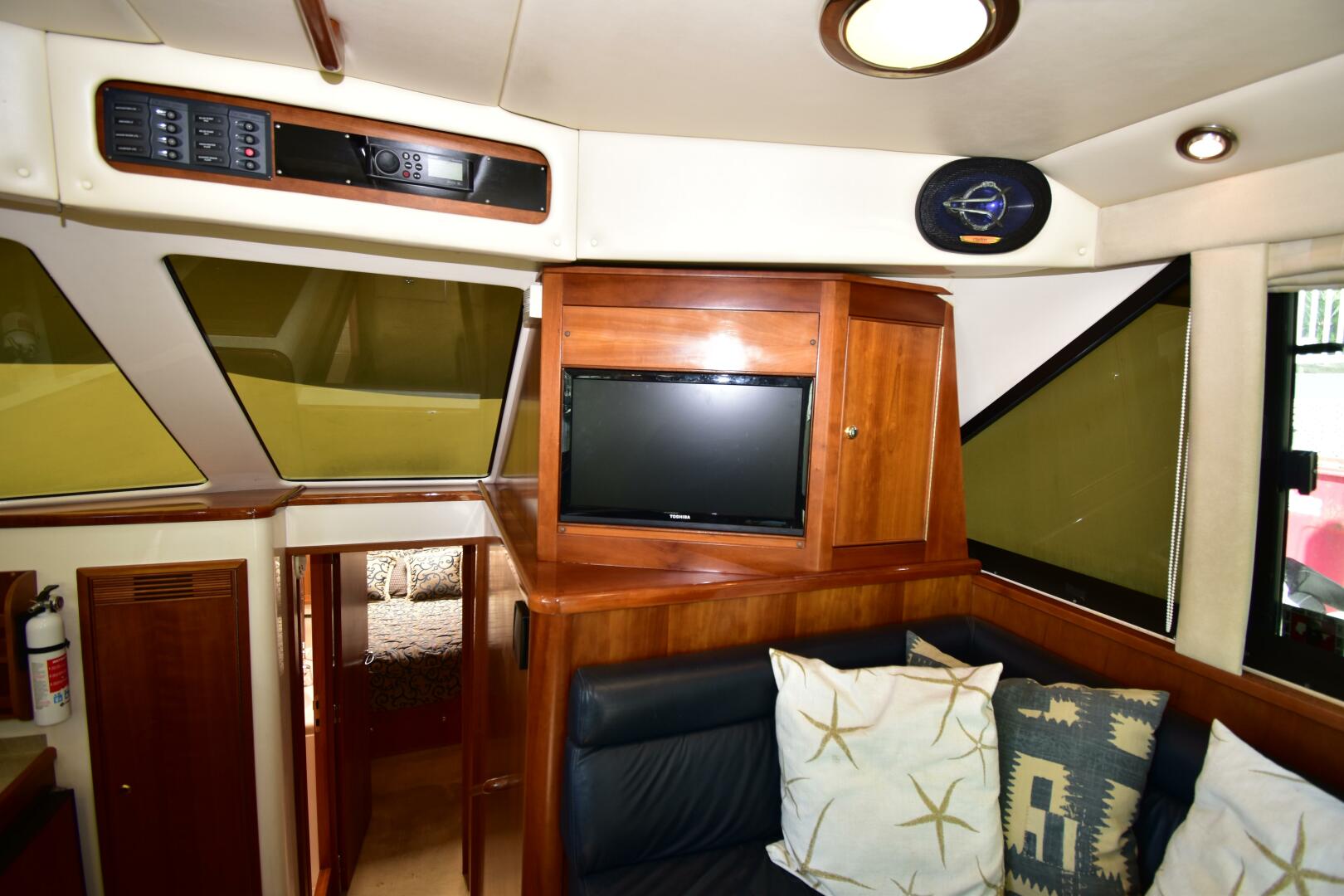 Slide: The Image of 2003 Riviera 40 Coastal - 4254988