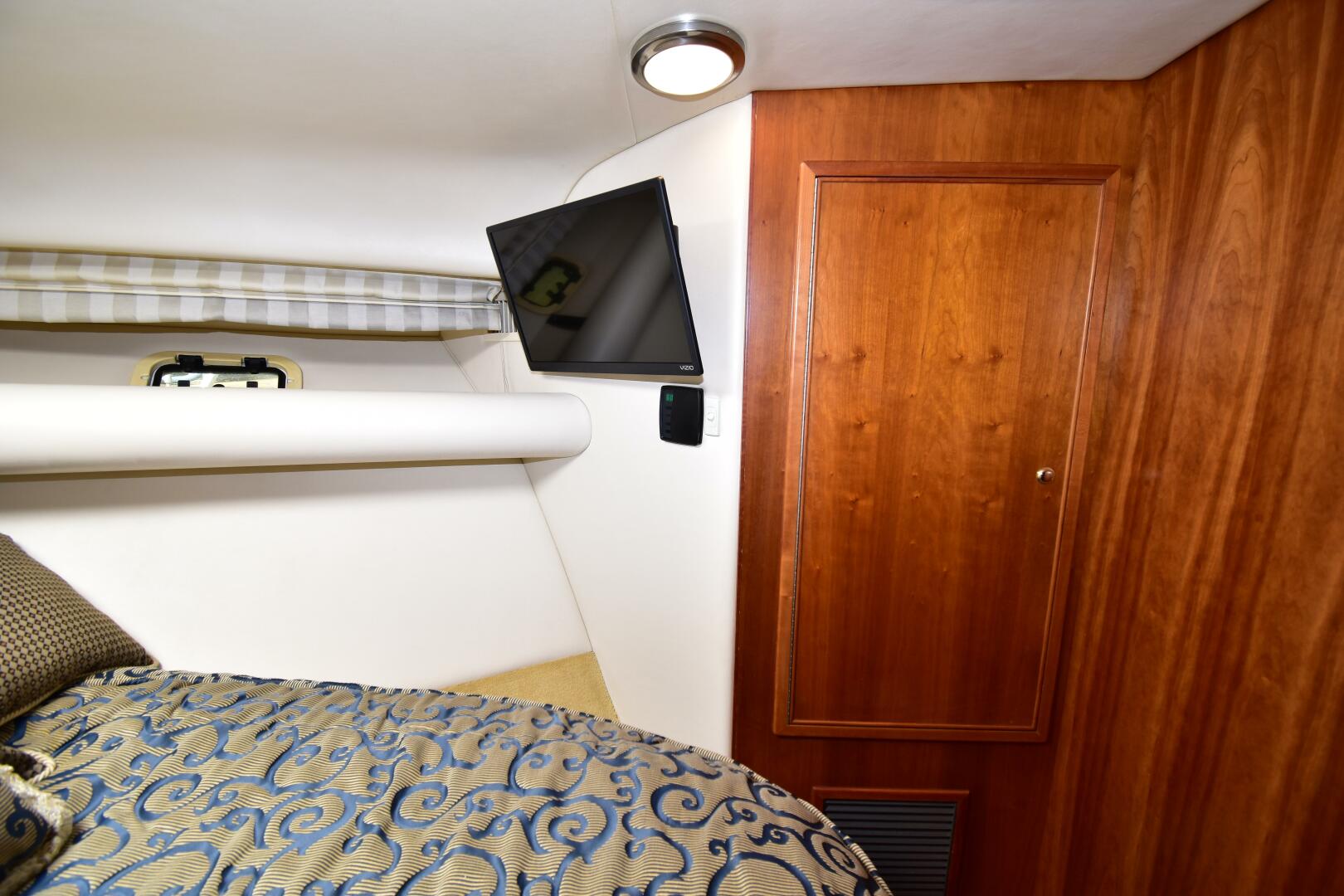 Slide: The Image of 2003 Riviera 40 Coastal - 4254995