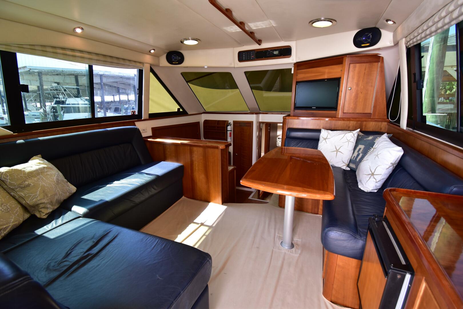 Slide: The Image of 2003 Riviera 40 Coastal - 4254979