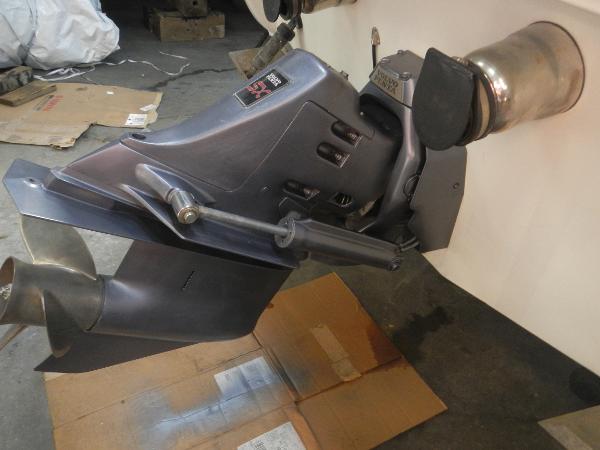 Slide: The Image of Wellcraft EXCALIBUR 2000 - 17