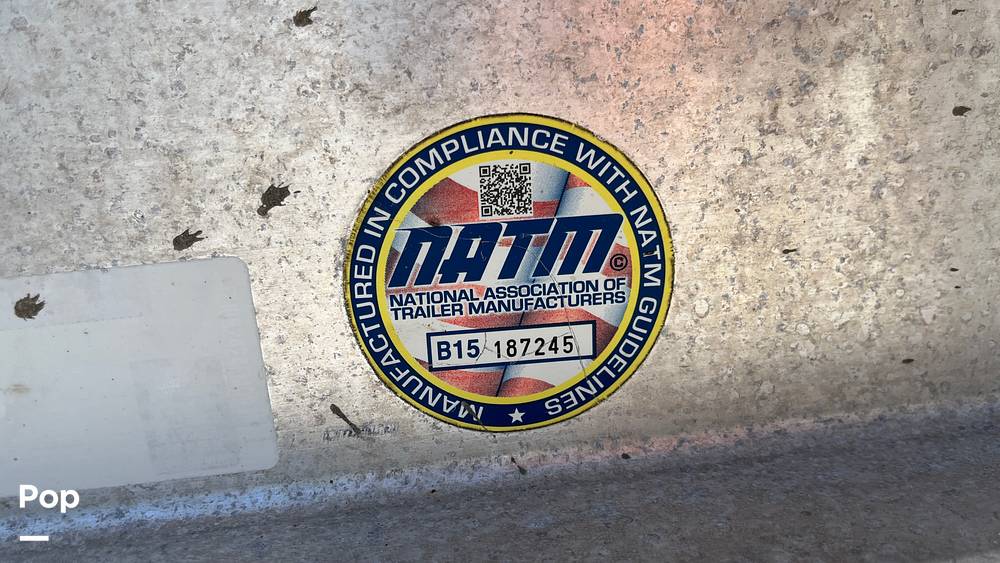 Slide: The Image of Wellcraft Fisherman 250 2004 - 15878547