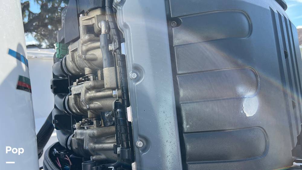 Slide: The Image of Wellcraft Fisherman 250 2004 - 15878549