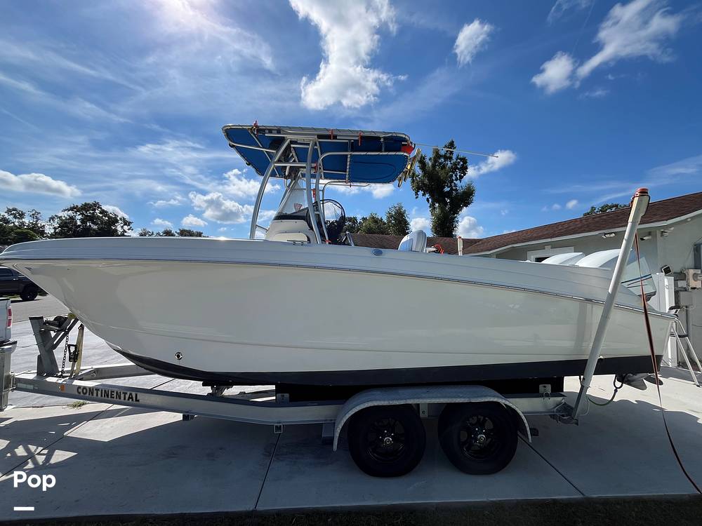 Slide: The Image of Wellcraft Fisherman 250 2004 - 15878555