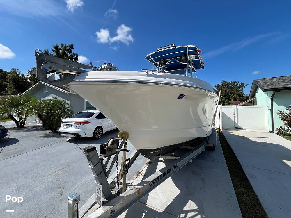 Slide: The Image of Wellcraft Fisherman 250 2004 - 15878557