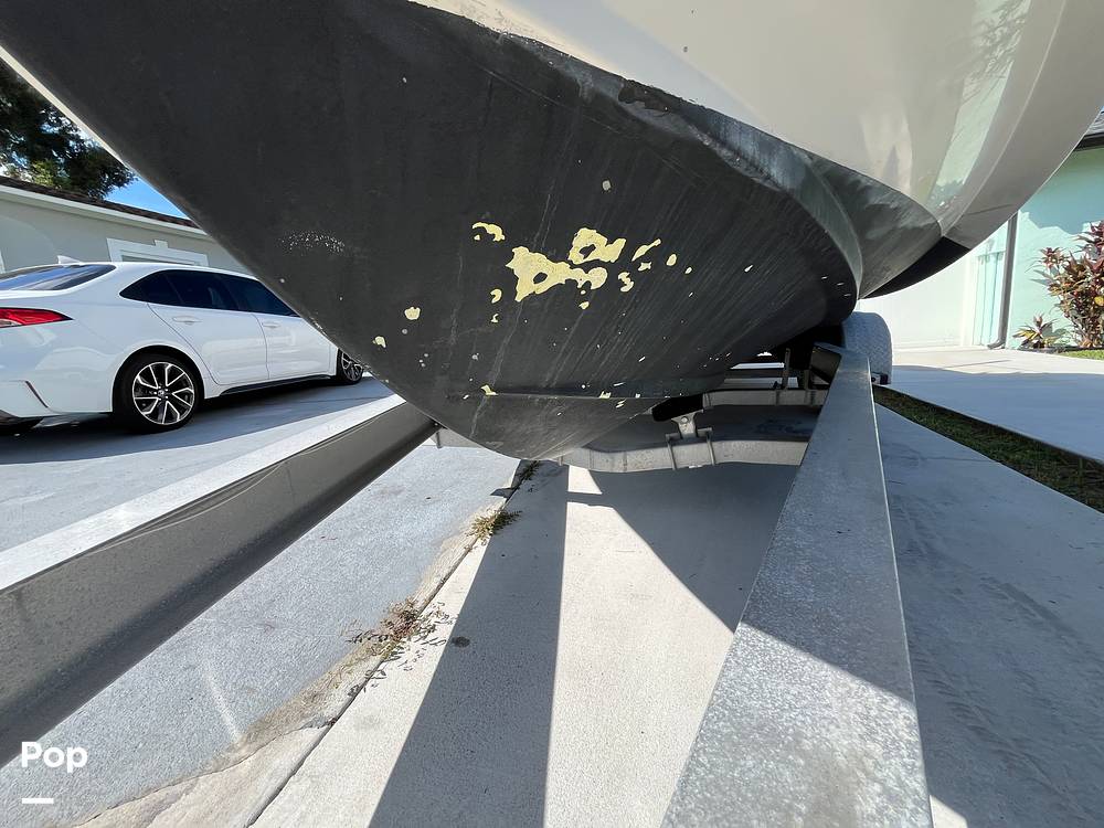 Slide: The Image of Wellcraft Fisherman 250 2004 - 15878562