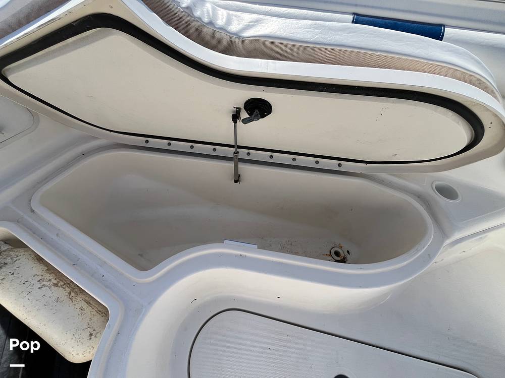 Slide: The Image of Wellcraft Fisherman 250 2004 - 15878594