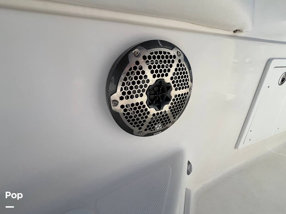 Slide: The Image of Wellcraft Fisherman 250 2004 - 15878598