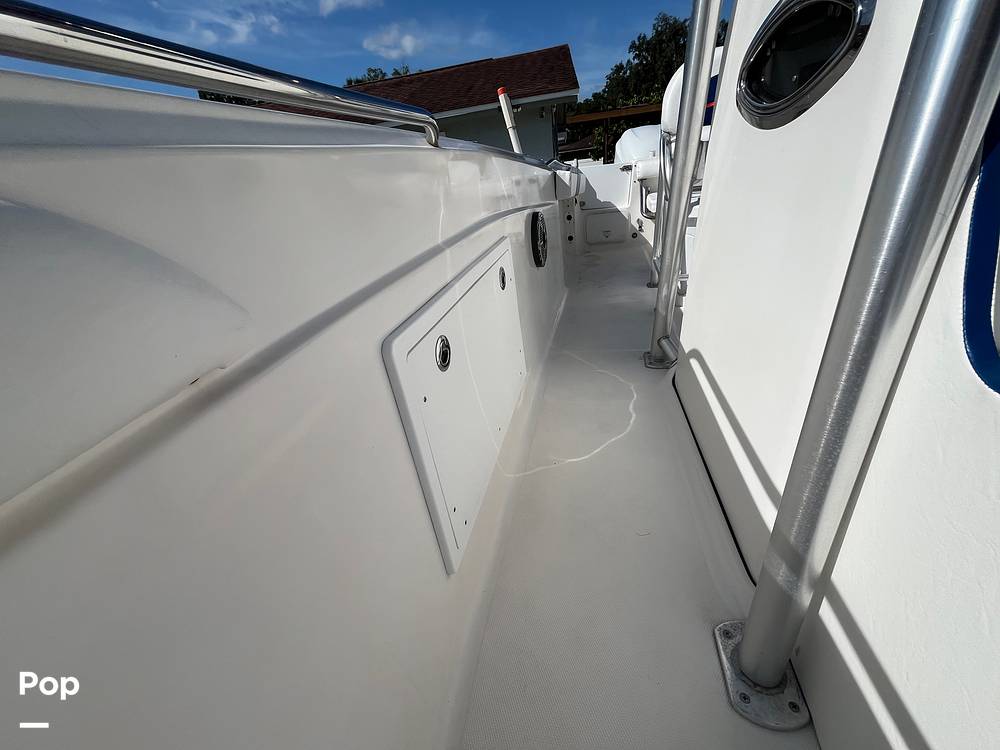 Slide: The Image of Wellcraft Fisherman 250 2004 - 15878599