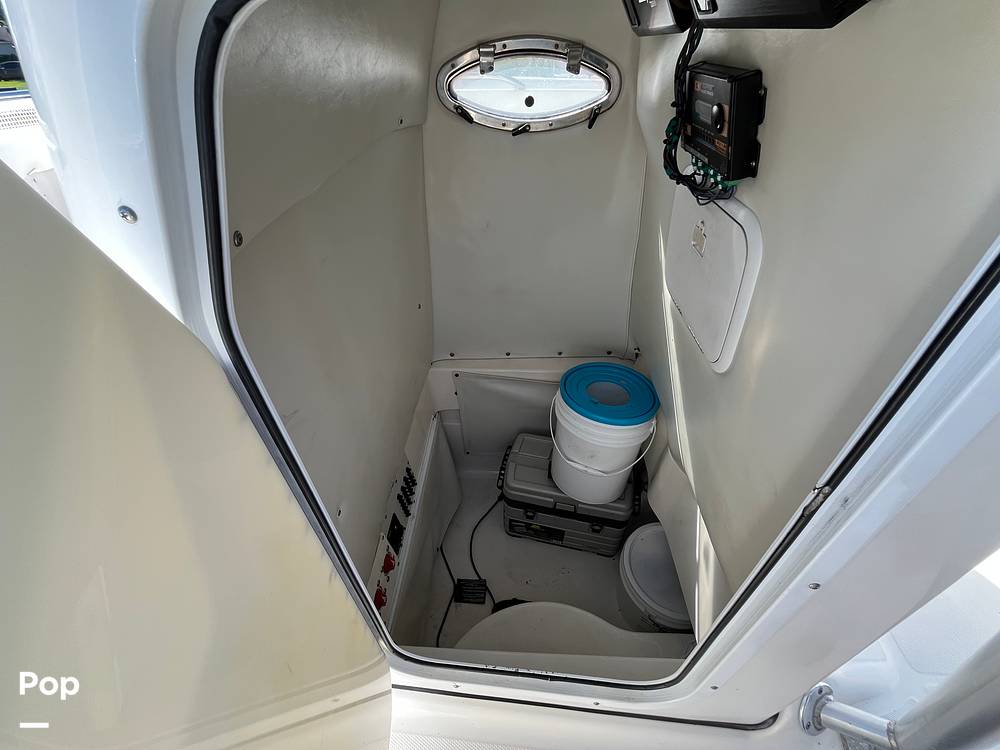 Slide: The Image of Wellcraft Fisherman 250 2004 - 15878604