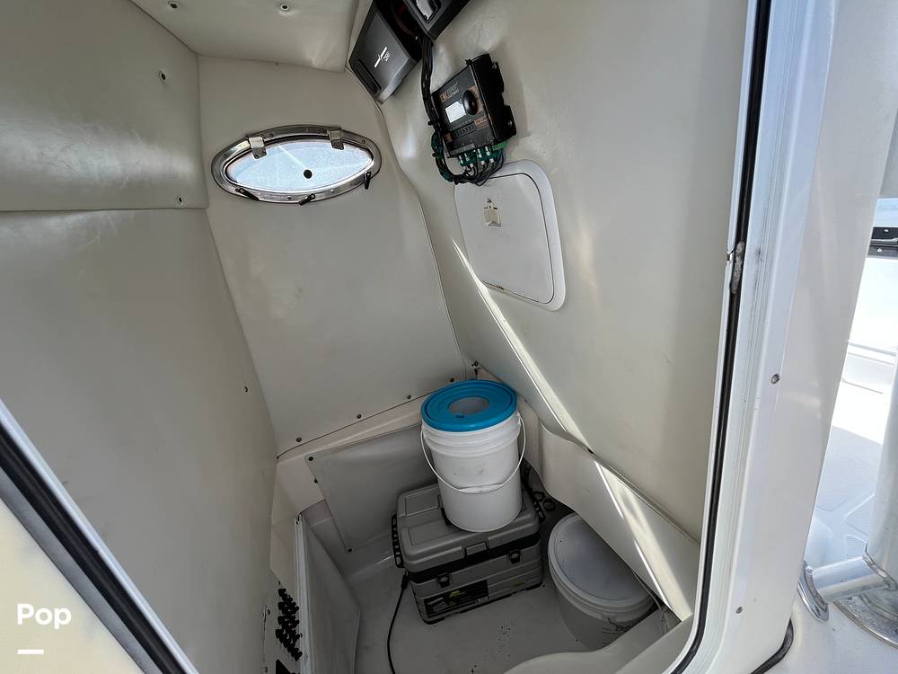 Slide: The Image of Wellcraft Fisherman 250 2004 - 15878605