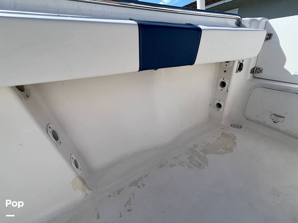 Slide: The Image of Wellcraft Fisherman 250 2004 - 15878610