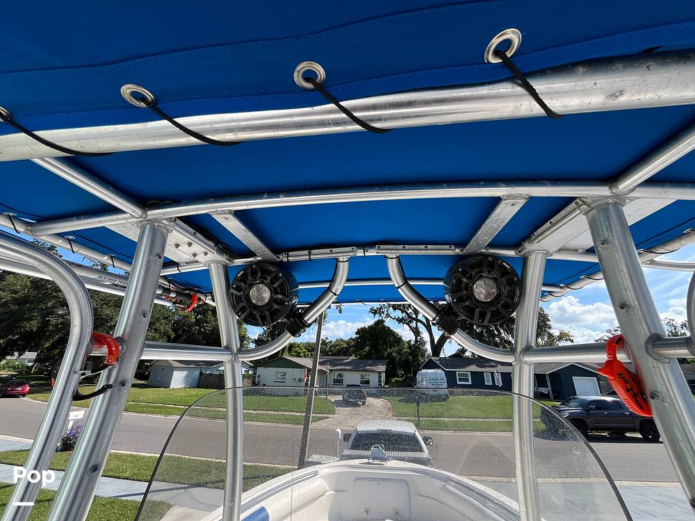 Slide: The Image of Wellcraft Fisherman 250 2004 - 15878619