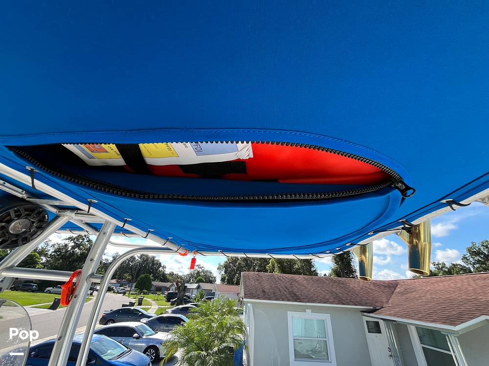 Slide: The Image of Wellcraft Fisherman 250 2004 - 15878620