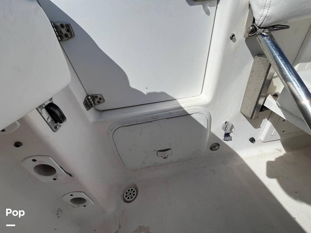 Slide: The Image of Wellcraft Fisherman 250 2004 - 15878626