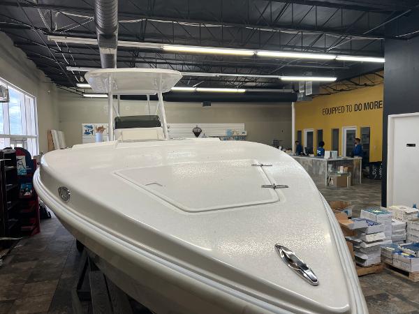 Slide: The Image of 1979 Wellcraft Scarab Sport 302 boat in showroom. - 46