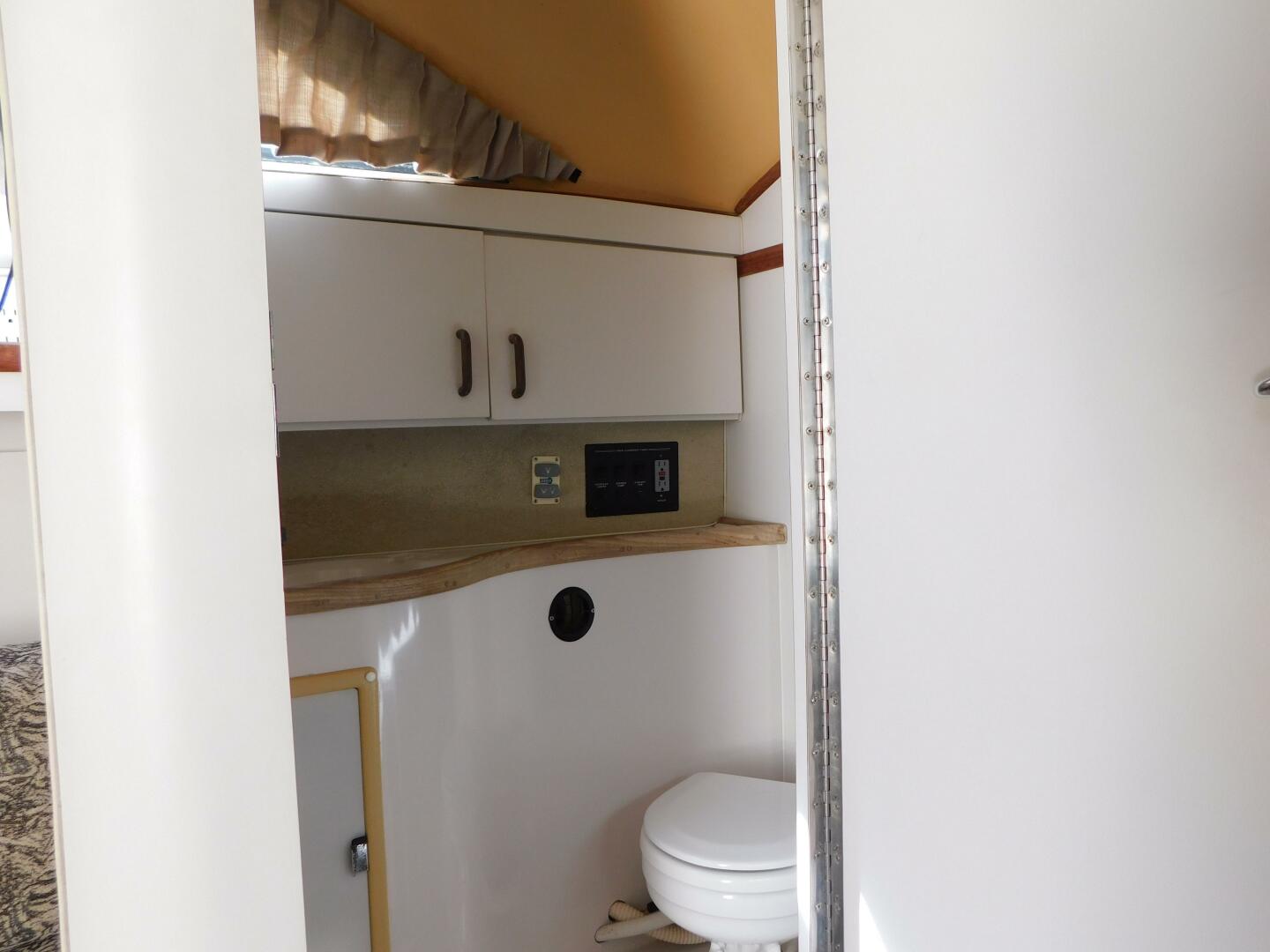 Slide: The Image of Wellcraft Sport Bridge 3300 1991 - 5377913