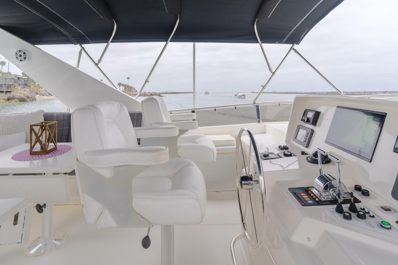 Slide: The Image of 2001 58 West Bay Pilothouse 'Islandon' - Flybridge Helm - 4403515