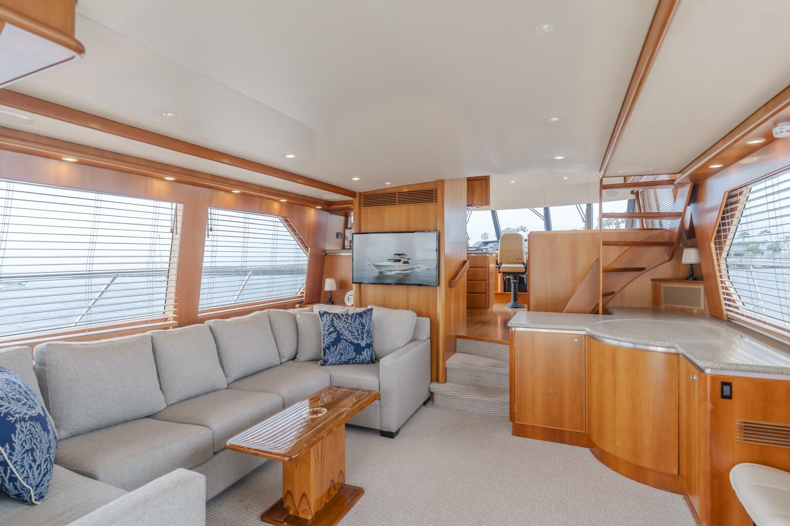Slide: The Image of 2001 58 West Bay Pilothouse 'Islandon' - Salon - 4403500