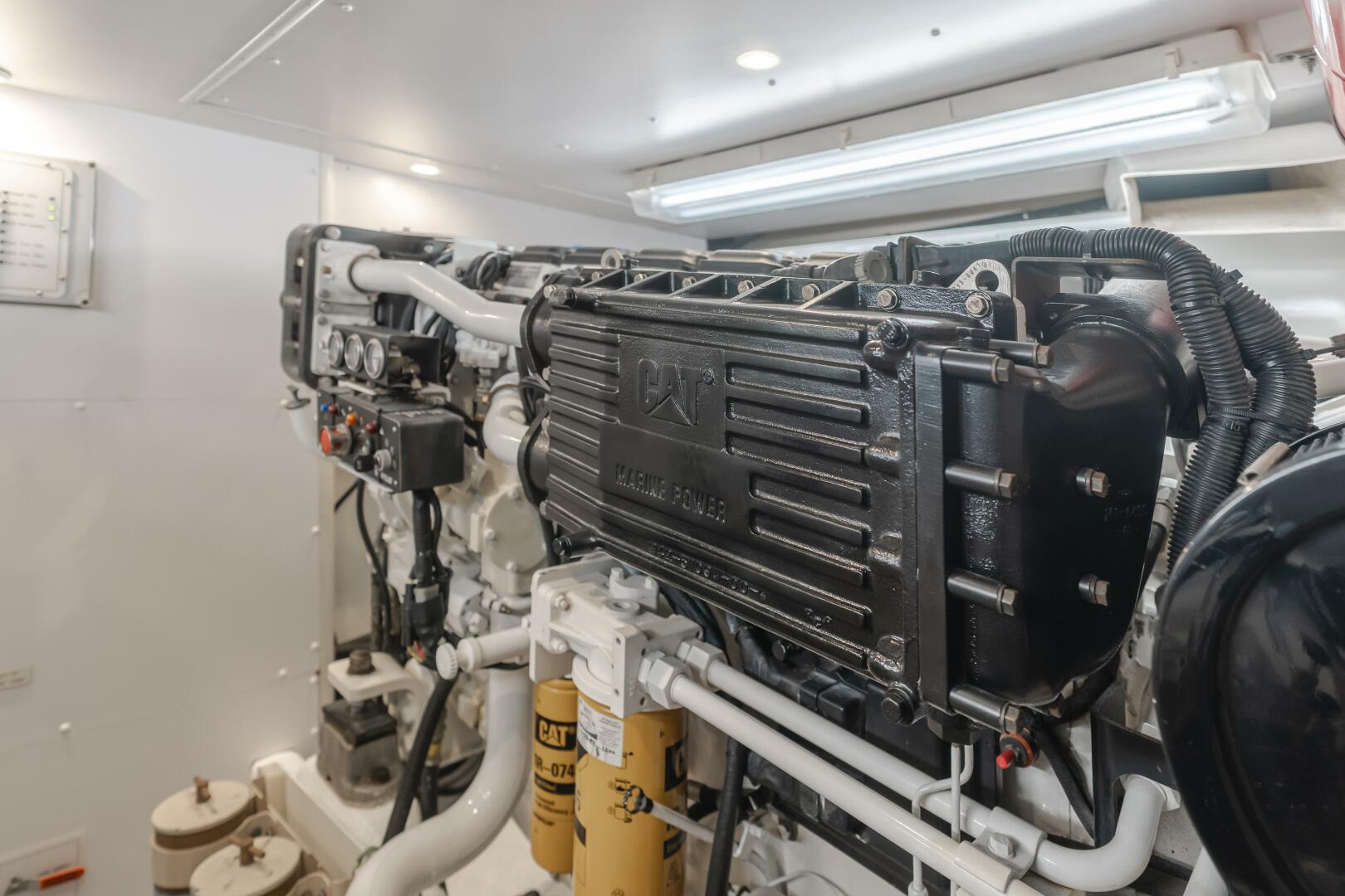 Slide: The Image of 2001 58 West Bay Pilothouse 'Islandon' - Engine Room - 4403474