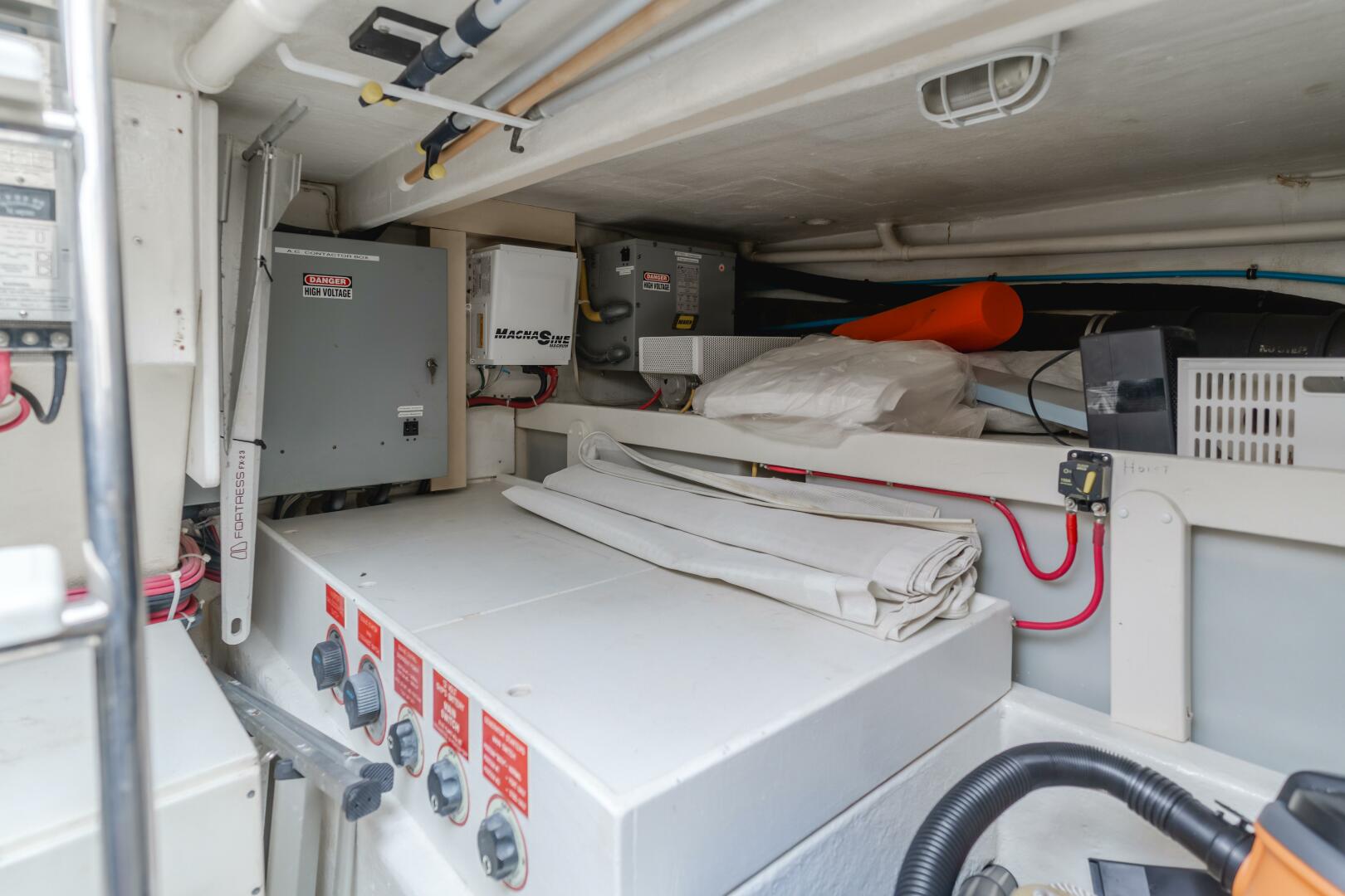 Slide: The Image of 2001 58 West Bay Pilothouse 'Islandon' - Engine Room - 4403477