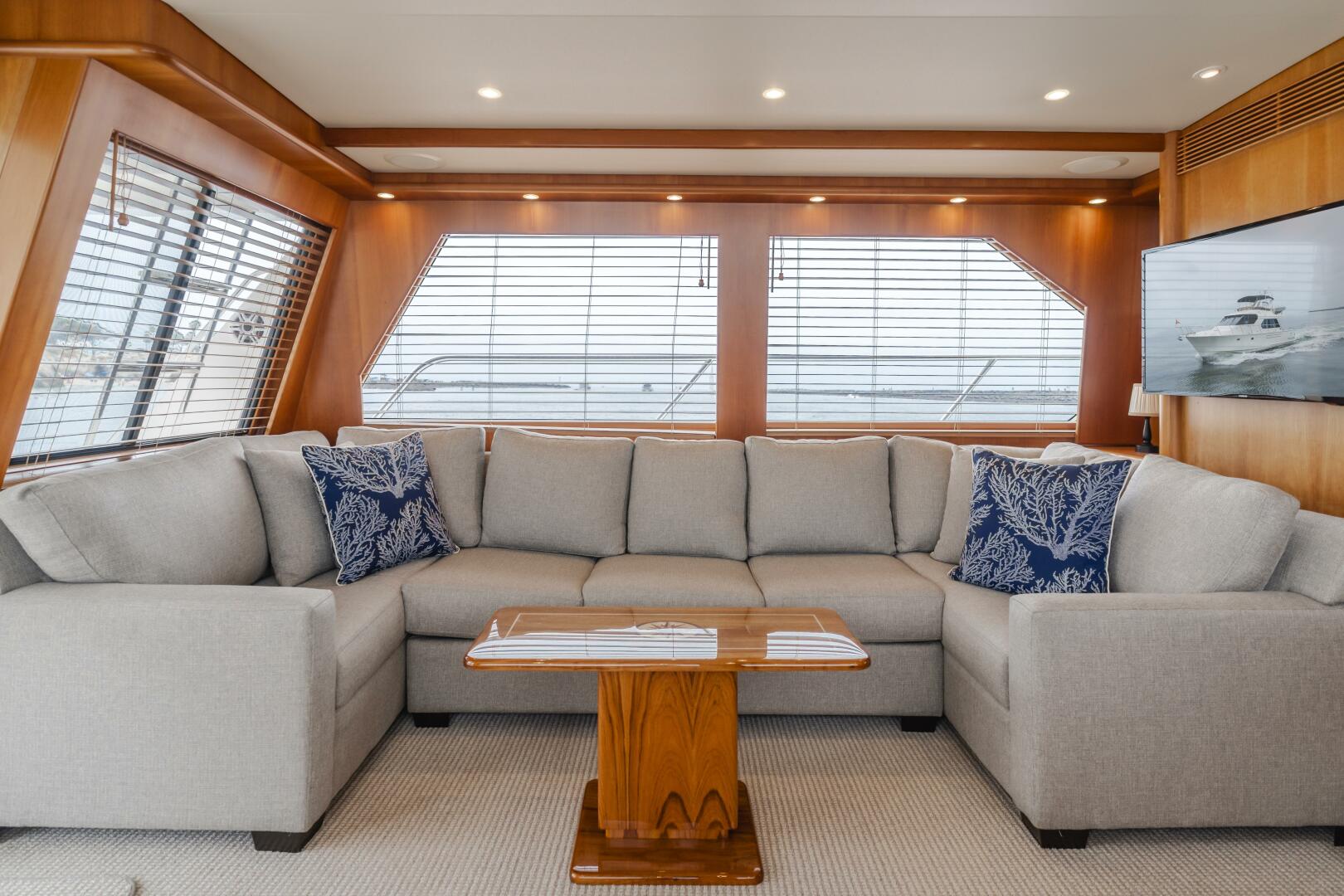 Slide: The Image of 2001 58 West Bay Pilothouse 'Islandon' - Salon - 4403501