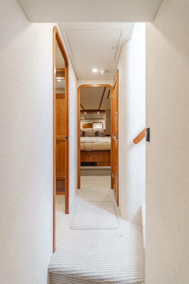 Slide: The Image of 2001 58 West Bay Pilothouse 'Islandon' - Hallway - 4403490