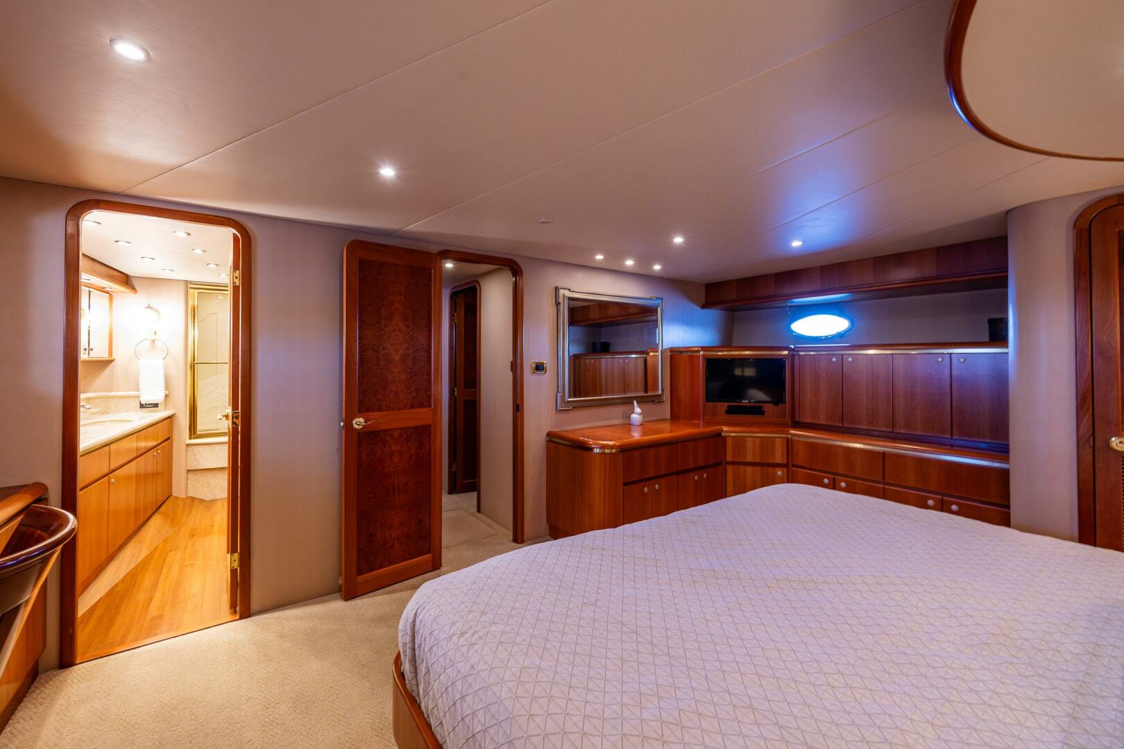 Slide: The Image of West Bay Pilothouse 2000 - 4957161