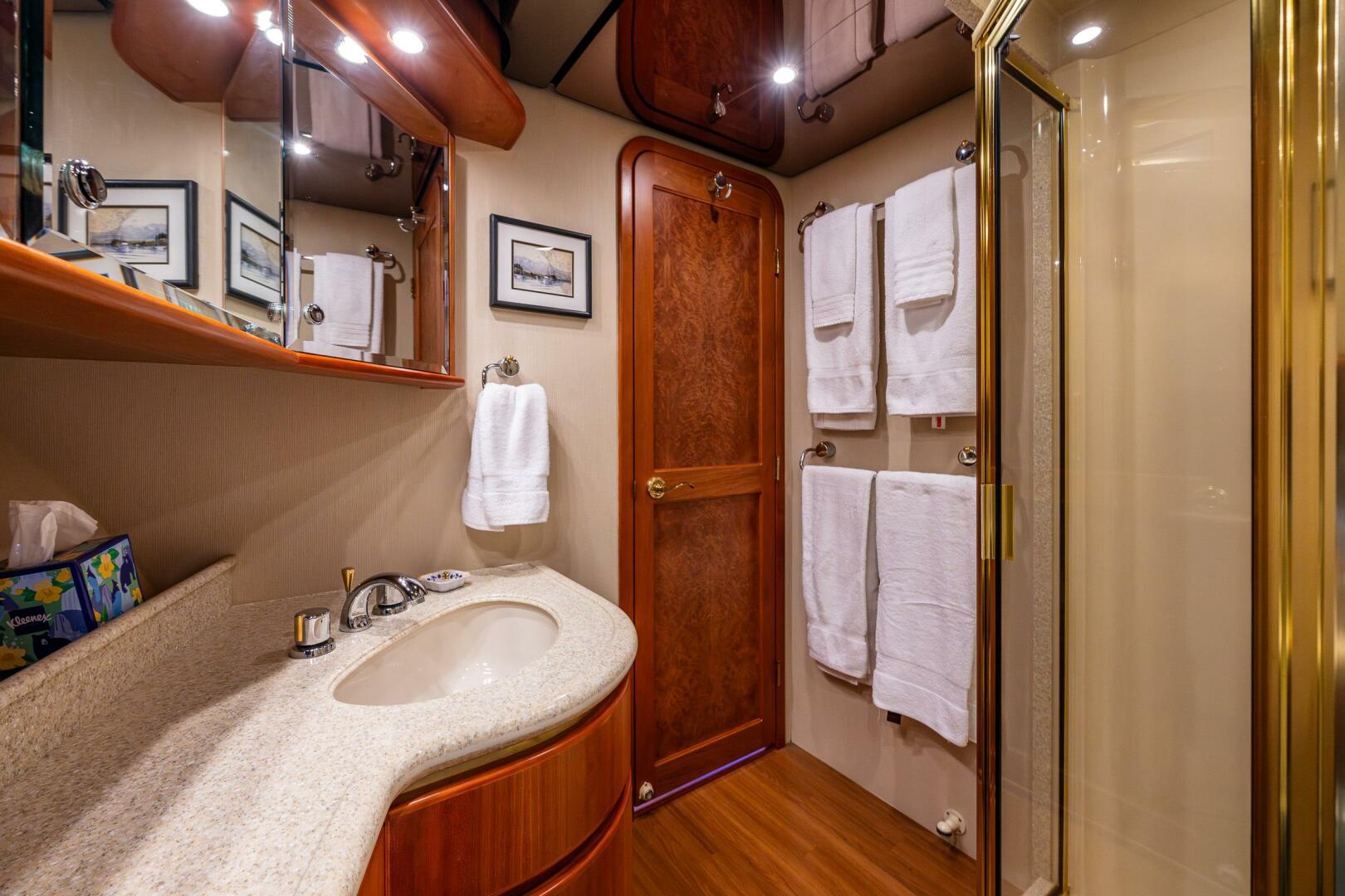 Slide: The Image of West Bay Pilothouse 2000 - 4957205