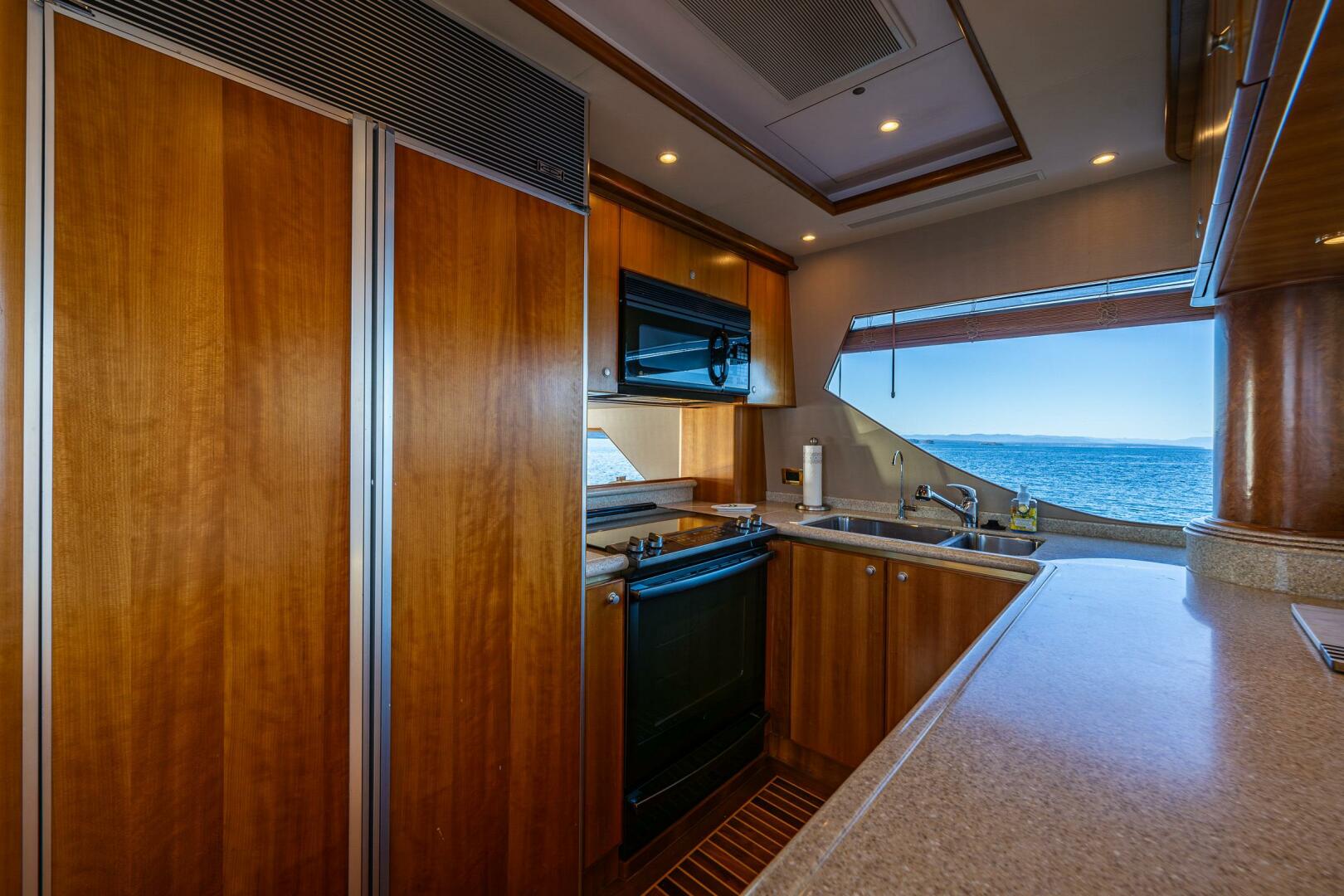 Slide: The Image of West Bay Pilothouse 2000 - 4955812