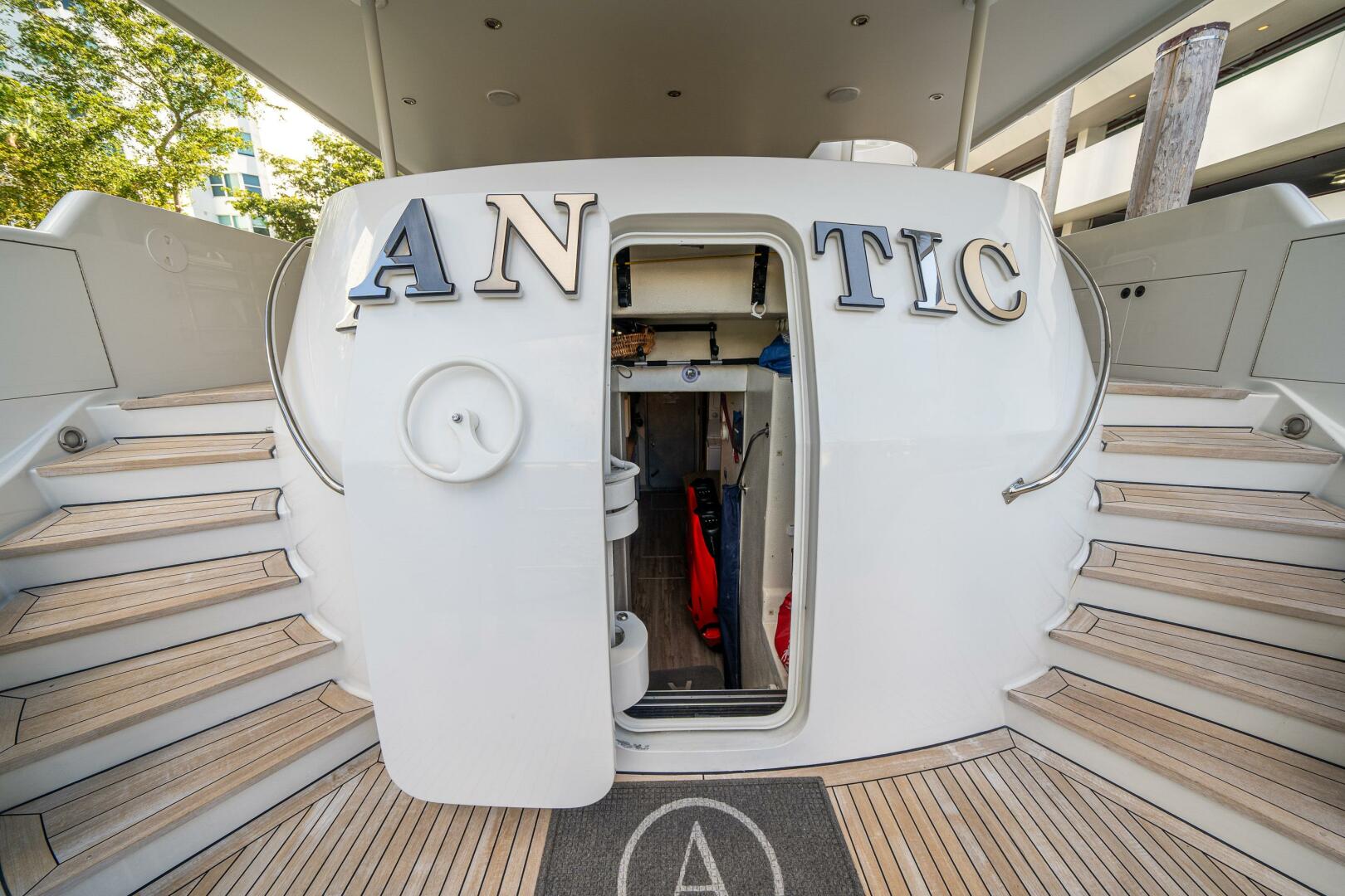 Slide: The Image of Westport 108 1998 - 5058380