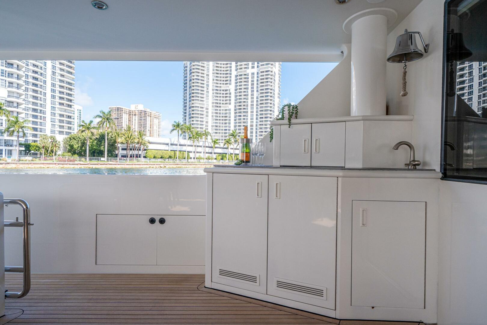 Slide: The Image of Westport 108 1998 - 5058386