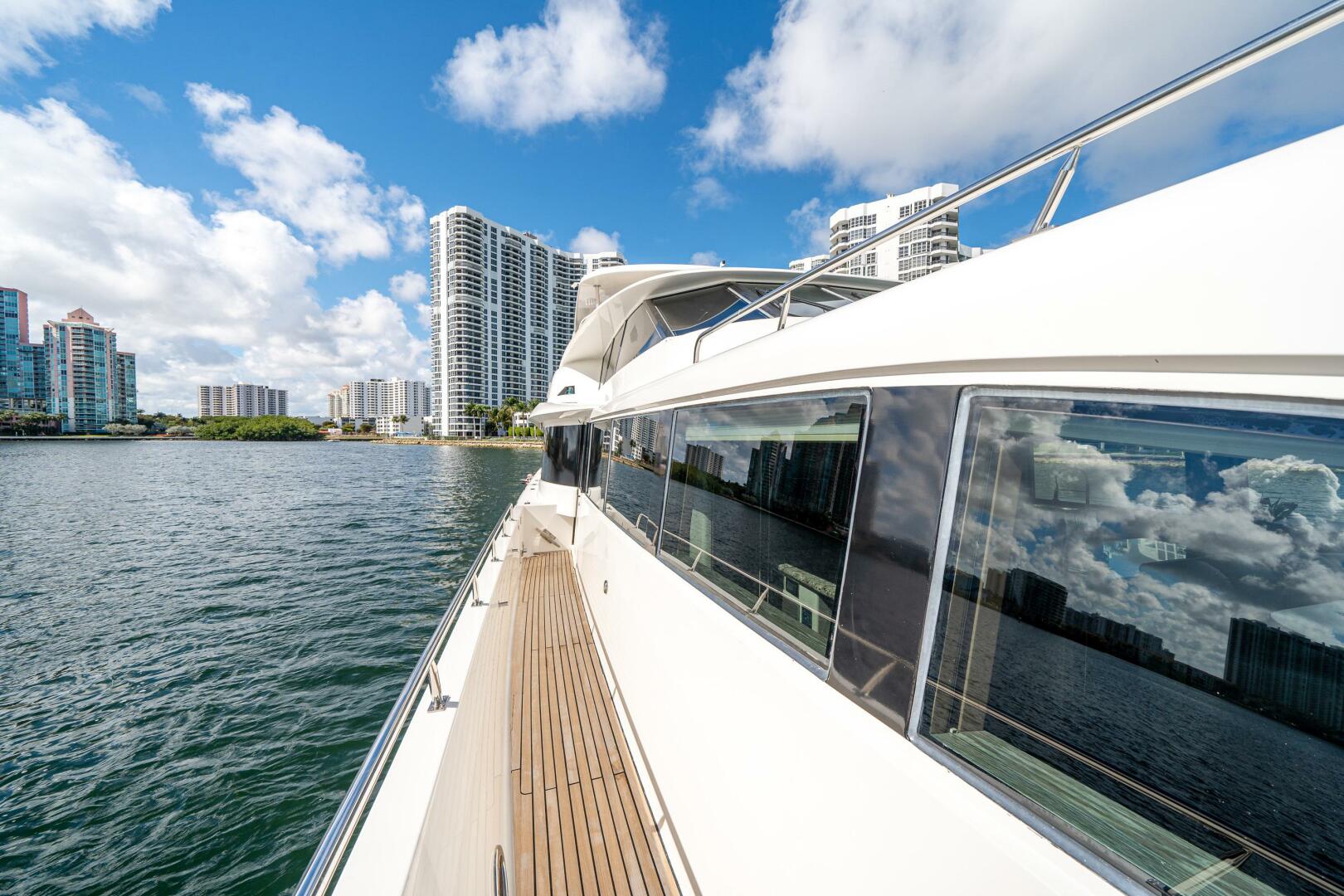 Slide: The Image of Westport 108 1998 - 5058489