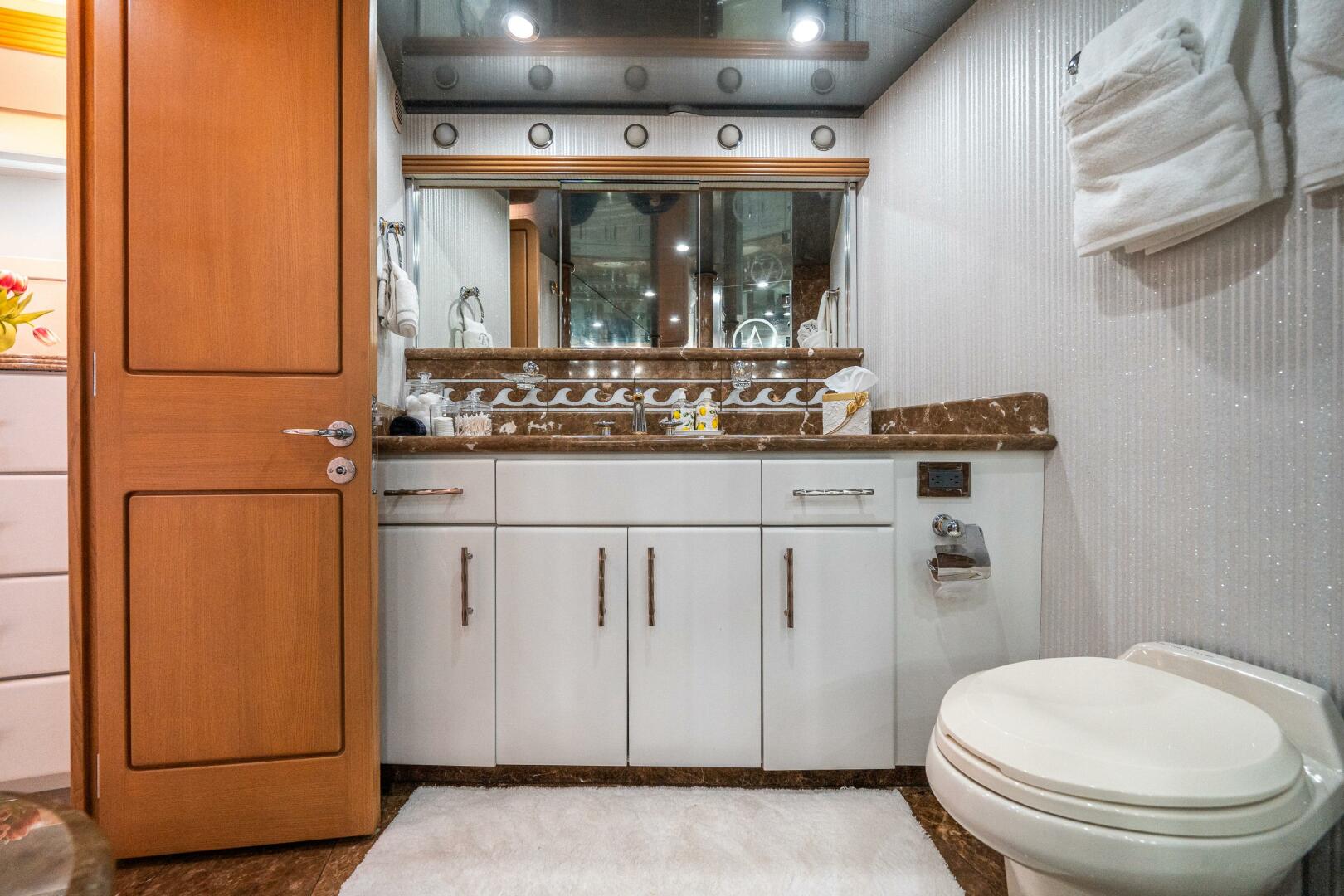 Slide: The Image of Westport 108 1998 - 5058580