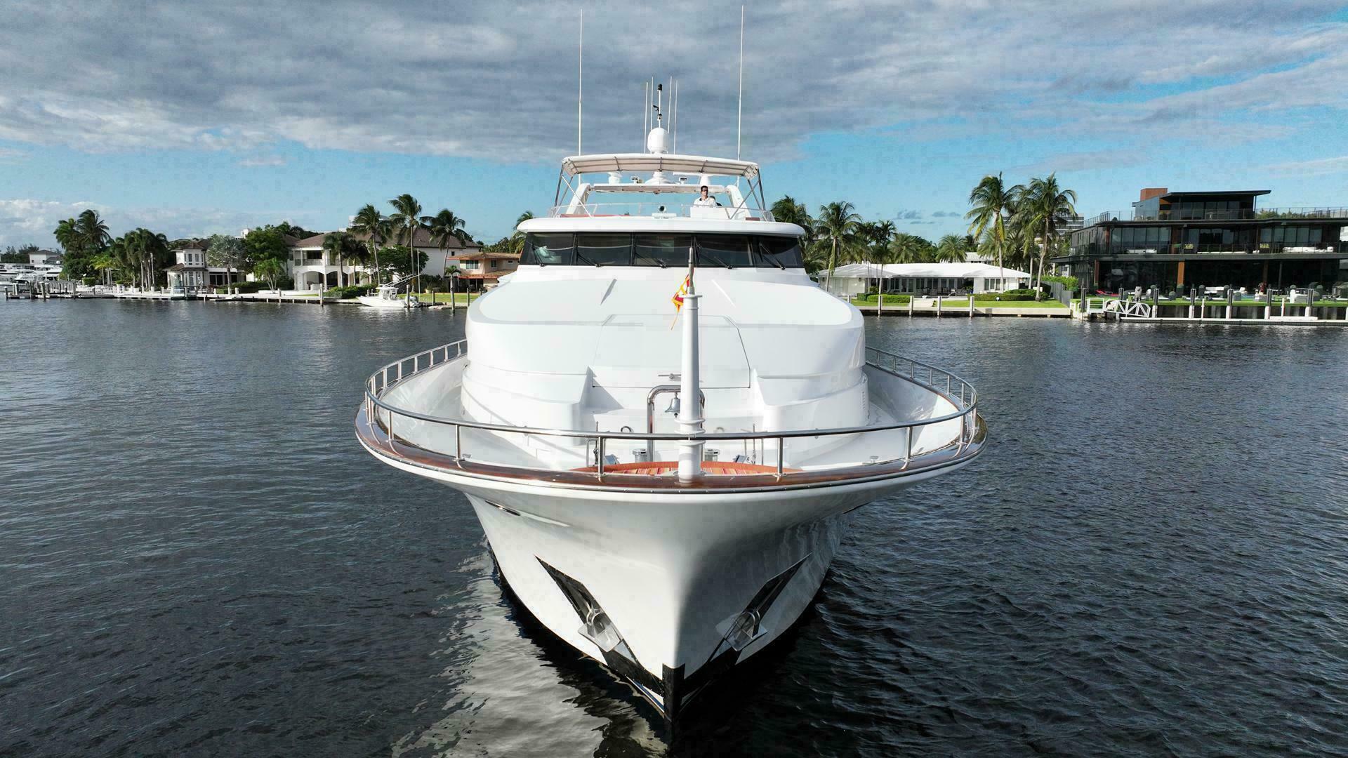 Slide: The Image of Westport Westport Modified Hull Sovereign 2001 - 4953270