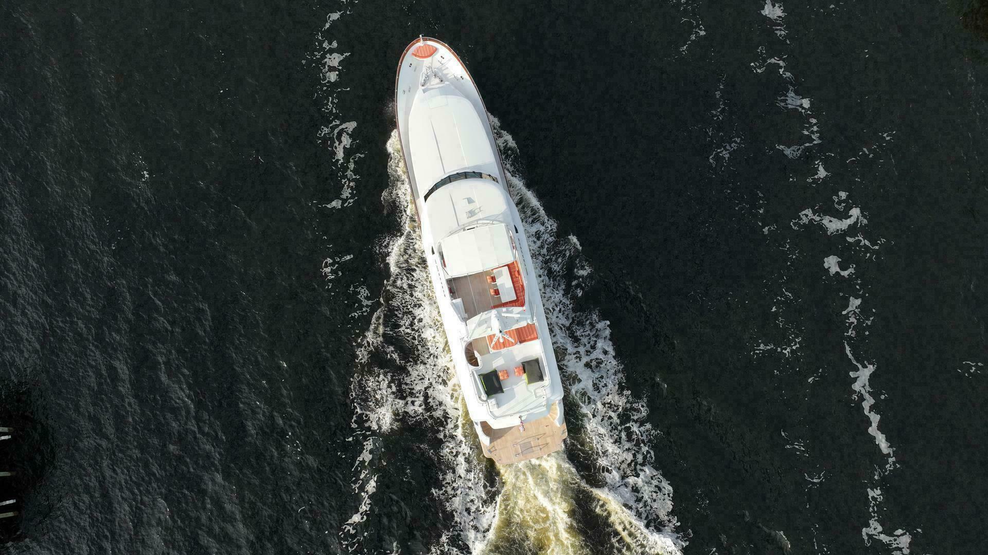 Slide: The Image of Westport Westport Modified Hull Sovereign 2001 - 4953374
