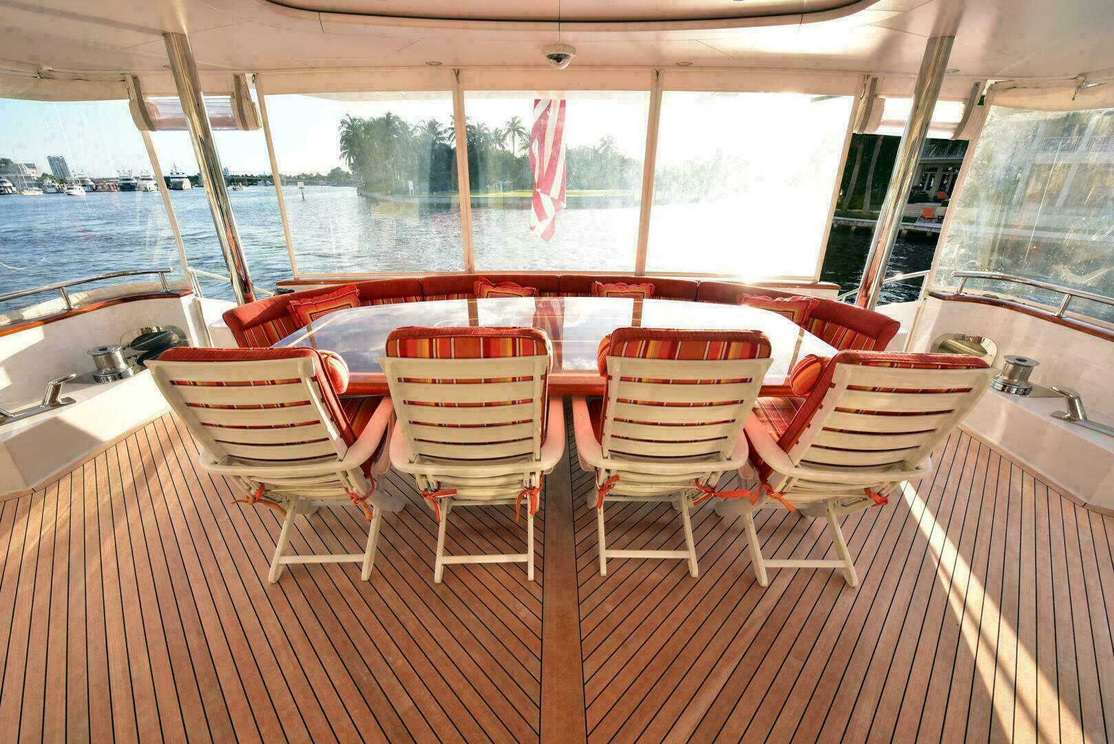 Slide: The Image of Westport Westport Modified Hull Sovereign 2001 - 4953317