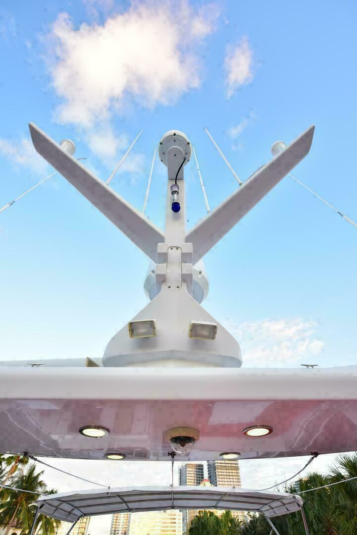 Slide: The Image of Westport Westport Modified Hull Sovereign 2001 - 4953329