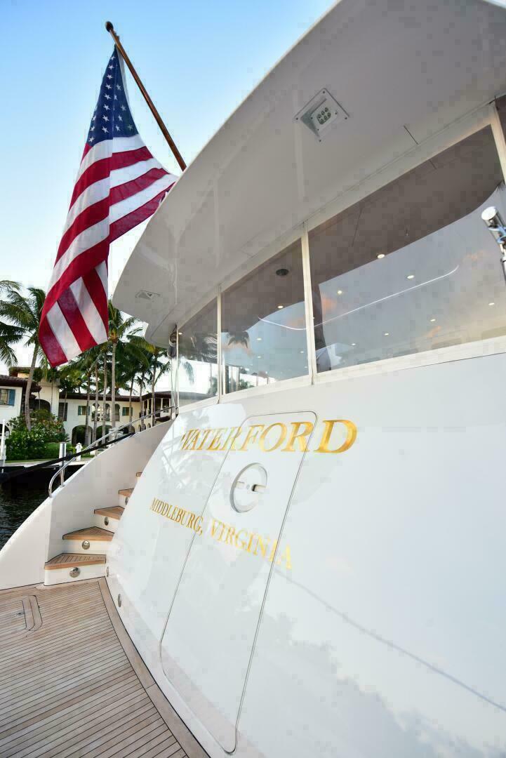 Slide: The Image of Westport Westport Modified Hull Sovereign 2001 - 4953331