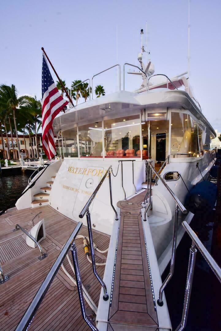 Slide: The Image of Westport Westport Modified Hull Sovereign 2001 - 4953337