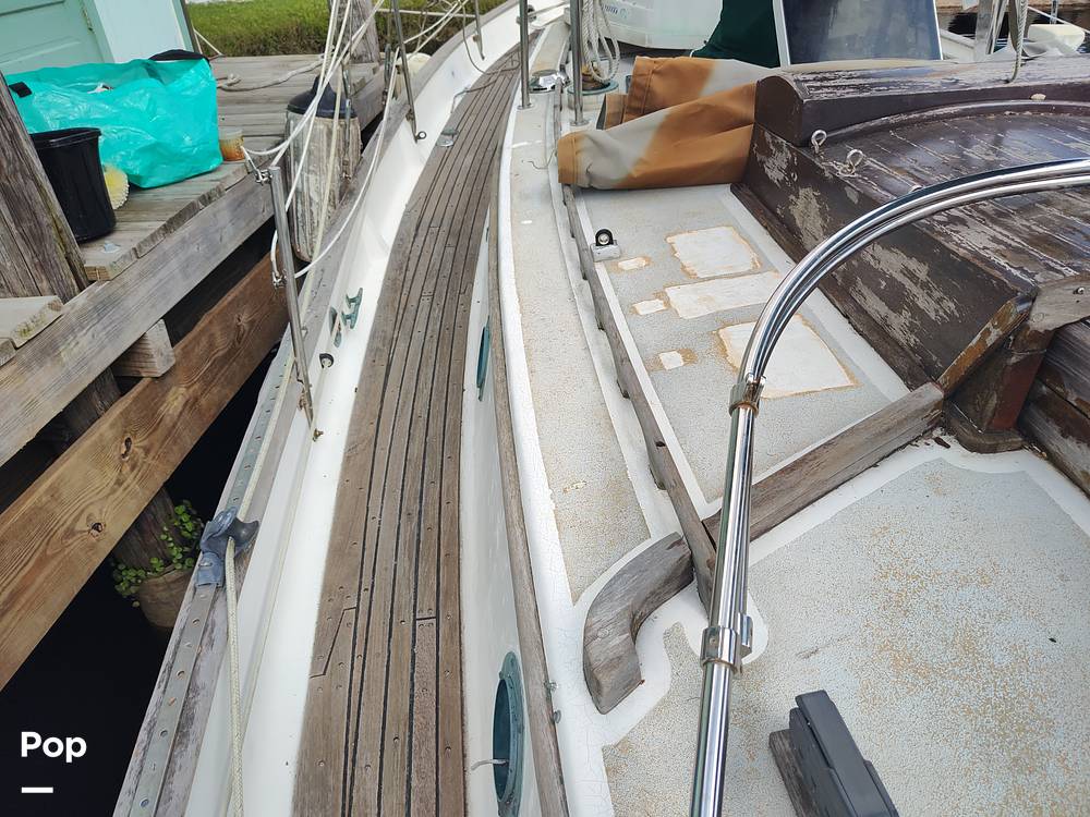 Slide: The Image of Westsail 32 1973 - 108