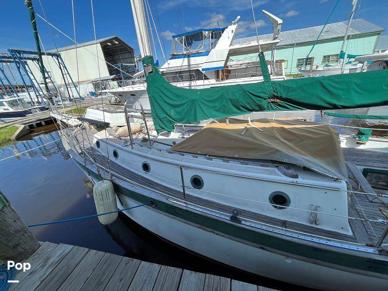 Slide: The Image of Westsail 32 1973 - 11