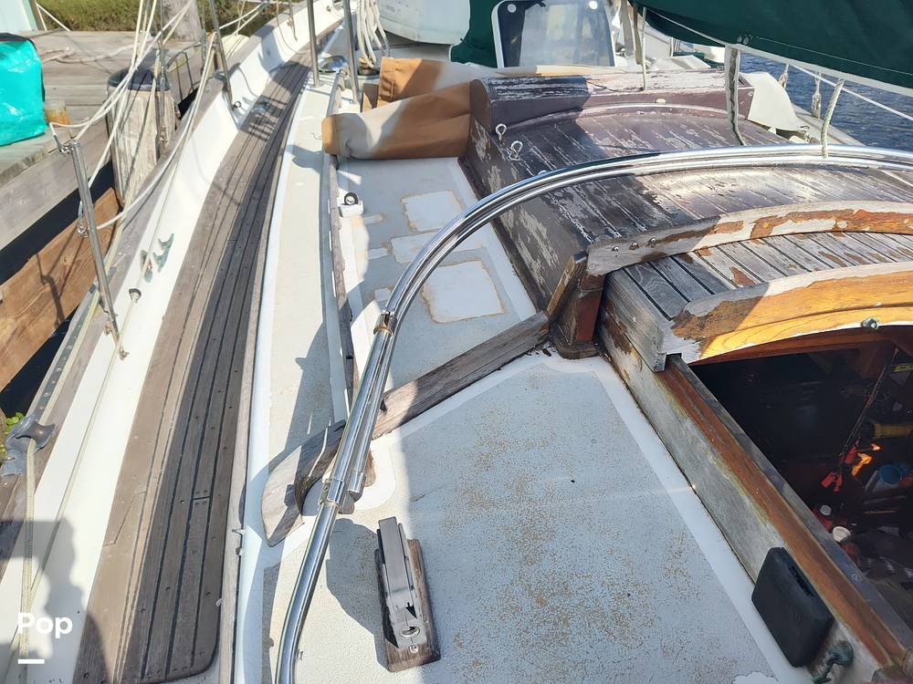Slide: The Image of Westsail 32 1973 - 111