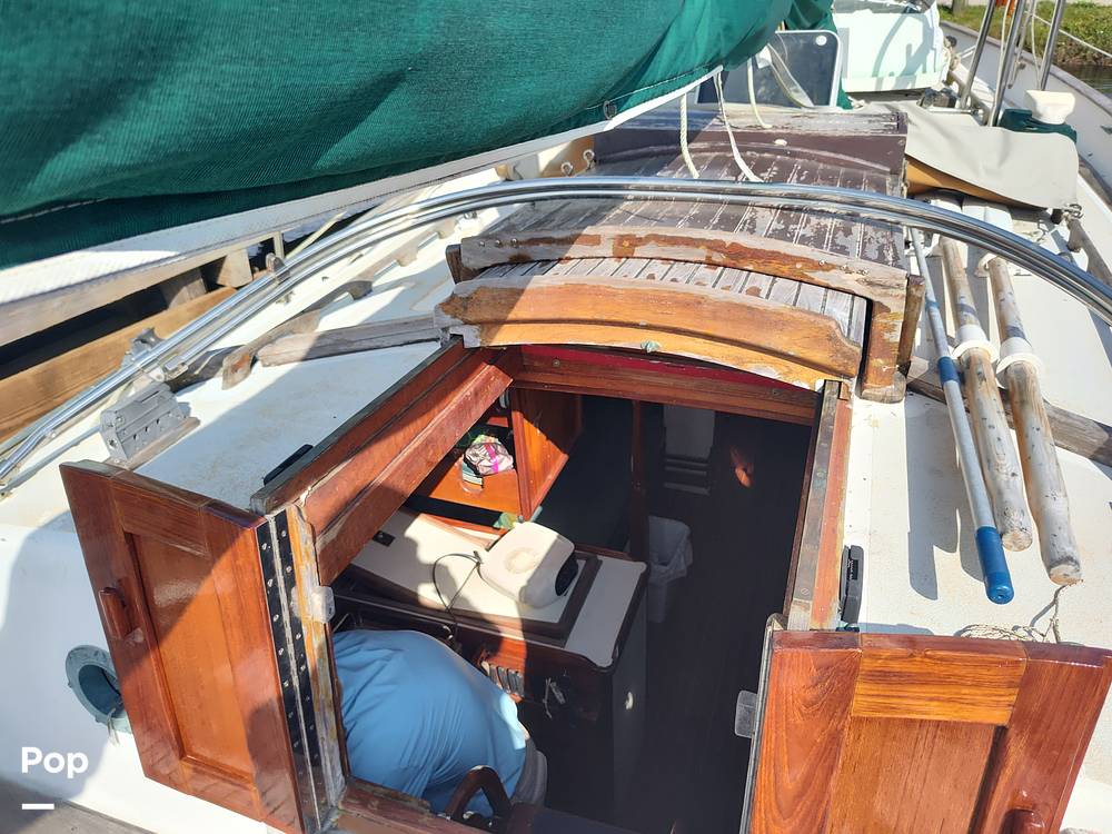 Slide: The Image of Entry hatch - 113