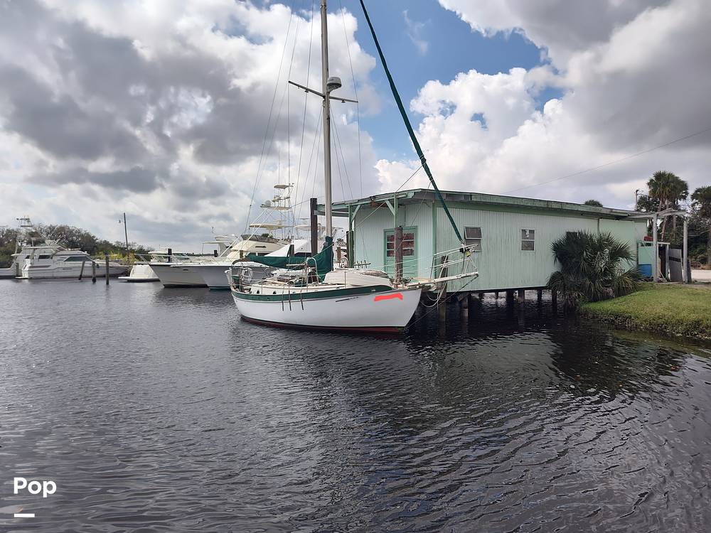 Slide: The Image of Westsail 32 1973 - 9