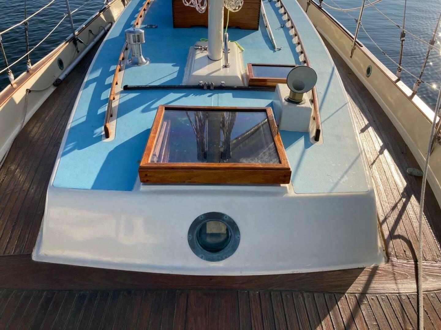 Slide: The Image of Westsail 32 Cutter 1974 - 5146346