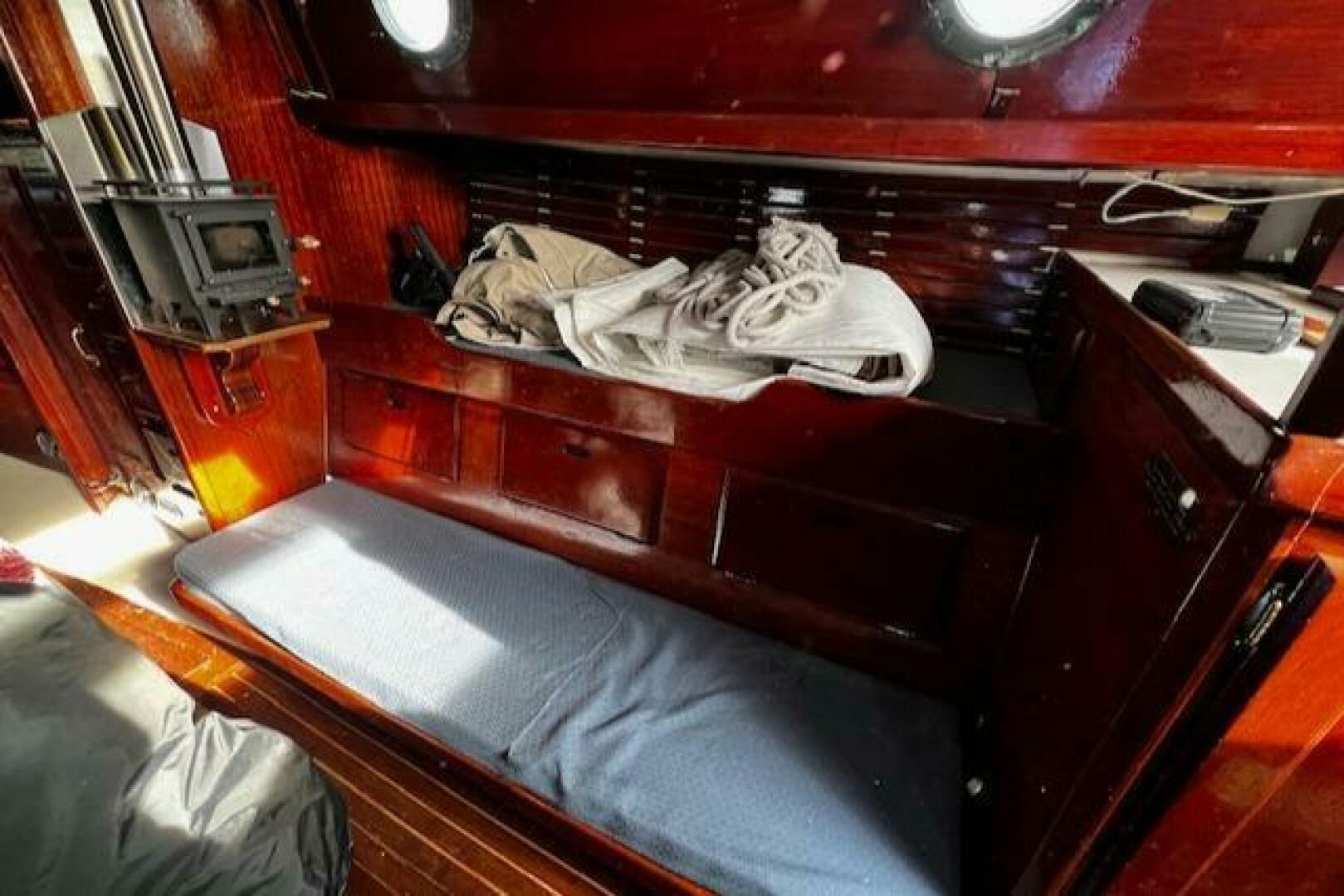Slide: The Image of Westsail 32 Cutter 1974 - 5146354