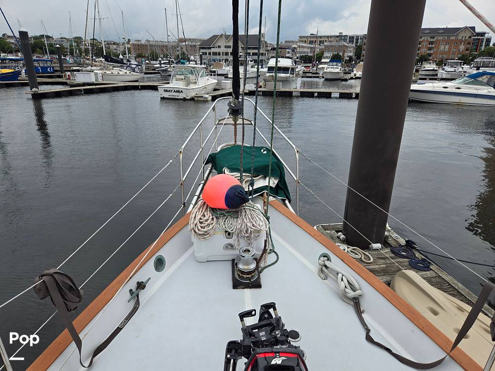 Slide: The Image of Westsail 42 1978 - 14511440
